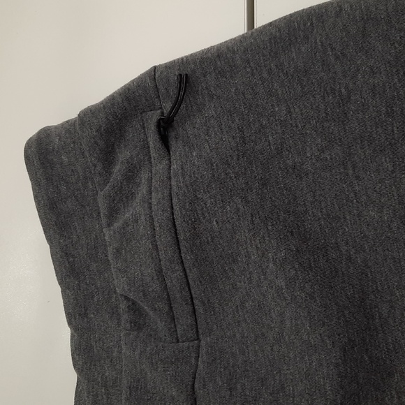 Russell Sweatpants - Size L - Phone Pocket - Picture 5 of 10